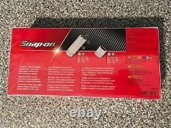 NEW Snap On 22 pc 3/8 Drive 6 Point SAE ShallowithDeep Combination Set 222SFFS