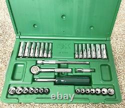 SK Hand Tools 94932 32 Piece 1/4-Inch Drive 6 Point Standard and Deep Socket Set