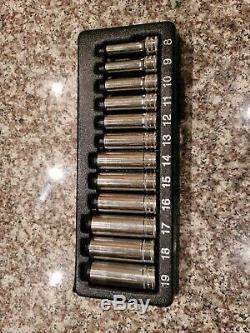Snap-On 12 pc 3/8 Drive 6-Point Metric Deep Socket Set (8-19 mm) in tray
