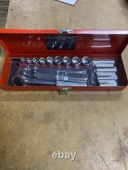 Wright Tools A34 3/8 Drive 12 Point Standard and Deep Socket Set (21-Piece)
